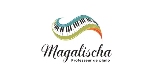 Magalischa, professeur de piano à Saint-Laurent-sur-Saône